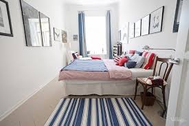 How To Arrange Furniture In A Long Rectangular Bedroom 5 Ways Using The Proper Furniture Home Improvement Day A key element in knowing how to decorate a small bedroom is mastering the understanding of your bedroom layout and taking advantage of its shape and in such a case the bed will definitely occupy the wall with the window serving as a headboard and an elegant wooden bench perfectly placed at the.