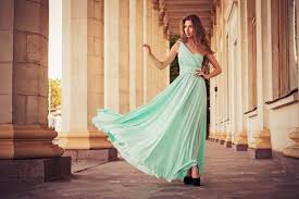 Die bunten linsen sind schließlich bei jungen und alten naschatzen beliebt! Standesamt Kleid Beispiele Tipps Tricks Zu Auswahl Shopping