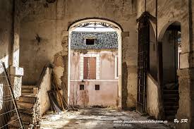 Zaguan De Entrada A La Rotonda De La Real Fabrica De Panos Brihuega Guadalajara Constituye Uno De Los Ejemplos D Turismo Guadalajara Arquitectura Industrial