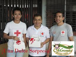 Una Dulce Sorpresa Para Ti De Panaderia Y Pasteleria Morenita El Grupo De Voluntarios De La Cruz Roja Brindan Su Tiempo Y Esfu Sports Jersey Sports Jersey