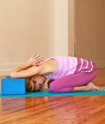 Shoulder Opener Kneel And Place 2 Blocks In Front Of You And Place Your Elbows On The Blocks In A Prayer Positi Dancer Pose Restorative Yoga Poses Yoga Poses