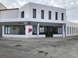 Projet immobilier, projet de vie, votre futur commence ici avec l'application mobile plaza immobilier france. Stephane Plaza Immobilier Les Sables D Olonne Agence Immobiliere Les Sables D Olonne Ouestfrance Immo