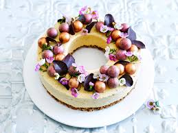 How To Make This Gorgeous Christmas Wreath Cake Recipe Ice Cream Cake Coffee Ice Cream Cake Recipe Cake Recipes