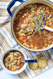 Quick Recipe For Easy Vegetable Soup That Takes Just A Few Minutes To Put Together Have Di Vegetable Soup Recipes Easy Vegetable Soup Vegetable Soup Crock Pot