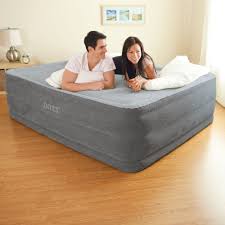 Amazonsmile Intex Comfort Plush Elevated Dura Beam Airbed Bed Height 22 Quot Queen Camping Air Mattresses Air Mattress Camping Comfort Mattress Air Bed