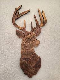 Deer Head Made From Reclaimed Wooden Pallets Deer Hunting Wall Decor Man Cave Gift Man Cave Wall Decor Woodworking Projects Diy Carpentry Projects