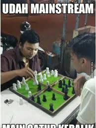 The best memes of 2021, funniest memes, dank memes, hilarious jokes and pictures. 6 Momen Kocak Bapak Bapak Main Catur Ini Bikin Tepuk Jidat Hot Liputan6 Com