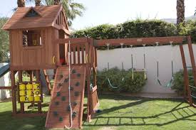 Ein spielturm im garten ist für kinder eine tolle attraktion, ideal zum klettern und verstecken. Spielturm Test Testsieger 2021 Vergleich Kaufratgeber
