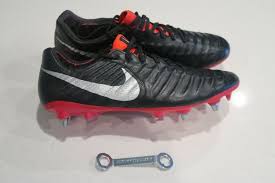 Advertisement Ebay New Nike Tiempo Legend 7 Vii Sg Pro Acc Flyknit Black Red Silver Size Men S 10 Mens Boots Black New Nike Black And Red