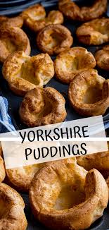 How To Make The Perfect Yorkshire Puddings To Go With Your Sunday Roast What Type O In 2020 Yorkshire Pudding Recipes Yorkshire Pudding Best Yorkshire Pudding Recipes