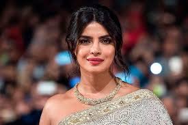 أفلام ربما ندمت بريانكا شوبرا على رفضها! Ø¬Ø±ÙŠØ¯Ø© Ø§Ù„Ø¨Ù„Ø§Ø¯ Ø¨Ø±ÙŠØ§Ù†ÙƒØ§ Ø´ÙˆØ¨Ø±Ø§ Ø£ÙˆÙ„ Ù‡Ù†Ø¯ÙŠØ© ÙÙŠ ØªÙˆØ±Ù†ØªÙˆ Ø§Ù„Ø³ÙŠÙ†Ù…Ø§Ø¦ÙŠ