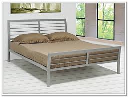 Queen Mattress Set Under 200