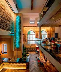 Herzlich willkommen im restaurant friedhard´s lichterfelde. Moderne Deutsche Kuche Serviert Auf 3 Etagen Mit 15 Meter Raumhohe Picture Of Restaurant Oderberger Berlin Tripadvisor