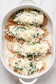 Spinach Chicken Casserole With Cream Cheese And Mozzarella Eatwell101 Recipe All Of Chicken Recipes Casserole Easy Spinach Chicken Spinach Stuffed Chicken