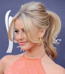 People with fine thin hair often have trouble finding a hairstyle that works because their hair just won't settle a messy top knot updo is a beautiful way to style fine thin hair. 10 Best Hairstyles For Women With Thin Hair According To Experts
