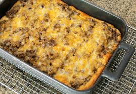 Ground Beef Stroganoff Bake With Crescent Crust Recipe Ground Beef Stroganoff Ground Beef Casserole Recipes