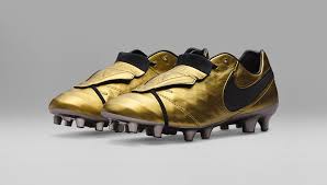 Nike Tiempo Legend 6 Totti X Roma Nike Futbol Botas De Futbol Nike Balon De Futbol Nike
