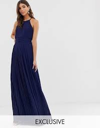 Robe brodée modèle unique asos orange très peu portée. Tfnc Robe Longue Plissee A Col Montant De Demoiselle D Honneur Bleu Marine Exclusivite Asos