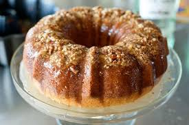 Ree S Mother In Law S Christmas Rum Cake Is The Perfect Holiday Dessert Recipe Rum Cake Boozy Desserts Holiday Desserts