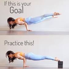 Yoga Reading Easy Yoga Workouts Exercise Yoga Training