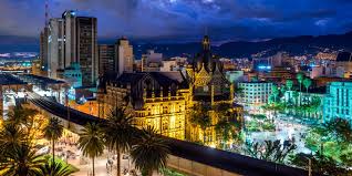 Que Hacer En Medellin Colombia En 2020 Medellin Colombia Medellin Viajes De Negocios