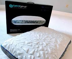 Cool Sheets The Best Sheets And Fabrics For Sleeping Cool Bedgear Cool Stuff Pillow Sale