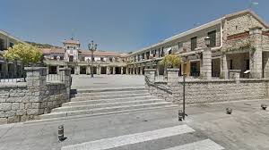 Hoyo De Manzanares Se Transforma Por El Coronavirus Villalba Cope