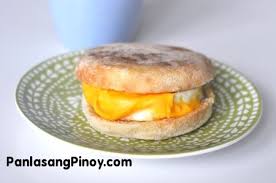Egg And Cheese English Muffin Sandwich Recipe English Muffins Sandwich Sandwiches Sandwich Recipes