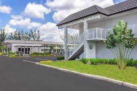 Lake House Apartments Alquileres En Miami Gardens Fl Apartamentos Com