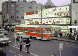 El Universal Df La Ciudad En El Tiempo La Emblematica Plaza De San Juan Fotos De Ciudades Centro De La Ciudad De Mexico Fotos De Mexico
