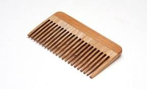 How To Make A Wooden Comb Startwoodworking Com Wood Scraps Wooden Comb Wood Craft Patterns