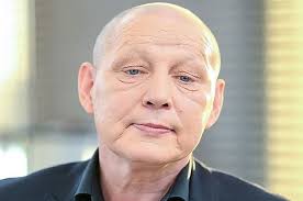 Krzysztof jackowski jest najbardziej znanym polskim jasnowidzem. Krzysztof Jackowski Ostrzega Polske W Nowym Roku Czekaja Nas Nielatwe Trzy Miesiace Co Z Rzadem Koronawirusem I Szczepionkami