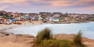 Retire To This Latin American Paradise For Just 1 200 A Month Retire Abroad Beach Vacation Atlantic Beach