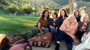 Who is the cast of wine country? Wine Country Netflix Official Site
