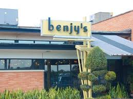 Benjy S Rice Village 2424 Dunstan In Houston American Cafe Houston Brunch Houston Eats