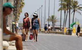 El Tiempo En Valencia Alerta Por Calor Con Temperaturas De Hasta 39 Grados Hoy En Valencia Y 45 El Viernes En Xativa Las Provincias