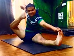 Akarna Dhanurasana Wikipedia