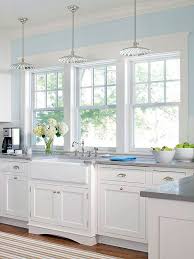 white kitchen decor