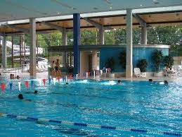 Freizeit In Munchen Hallenbader Michaeli Hallenbad Schwimmbecken Freibad Munchen Hallenbader Munchen