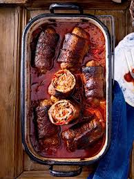 Rouladen In Tomatensosse Schmecken Einfach Kostlich Rezepte Rinderrouladen Lecker