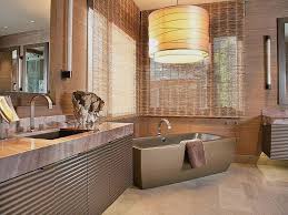 Dusche Vor Fenster Badezimmer Einbauen Installieren Sichtschutz Milchglas Rollos Folien Badezimmer Ohne Fenster Badezimmer Klein Kleines Badezimmer Umgestalten