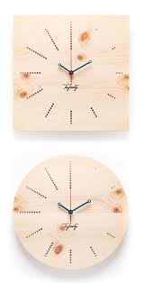 Holz Wanduhr Azuhr Zirbe Huamet Eckig Dezain De Wanduhr Holz Uhr Holz Uhr