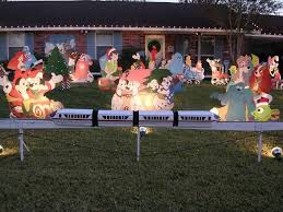This Is Someone S Front Lawn With Decor To Replicate Christmas At Disney Disneychr Disney Christmas Decorations Christmas Yard Decorations Disney Christmas
