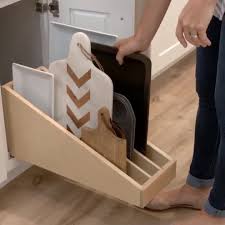 Masterbrand Cabinets On Instagram Easy Peasy What S Not To Love About Effortless Accessibility Diamondcabinets Diamondatlowes I 2020
