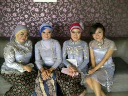 They Call Pager Ayu Or Bridesmaid Bridesmaid Fashion Pagers