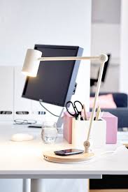 Riggad Arbeitsleuchte Led Mit Ladefunktion Weiss Ikea Deutschland Arbeitsleuchte Led Gluhlampen Tischleuchte