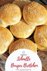 Burger Brotchen Ohne Milch Einfach Und Fluffig Simplylovelychaos Rezept Burger Brotchen Burger Brotchen Rezept Hamburger Brotchen