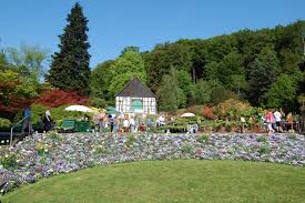 Botanischer Garten Bielefeld Jedes Jahr Am Samstag Vor Muttertag Dieses Jahr Am 12 Mai 2012 Findet Dort Eine Veranstaltungstipps Bielefeld Veranstaltung