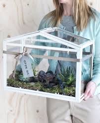 Kreative Geschenkideen Selbst Gemacht Fur Mehr Freude Ikea Ikea Garten Ikea Pflanzen Terrarium Pflanzen
