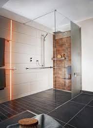 Barrierefreies Bauen Fur Ein Gefuhl Von Sicherheit Das Haus Kleines Badezimmer Umgestalten Barrierefreies Bauen Barrierefreies Wohnen